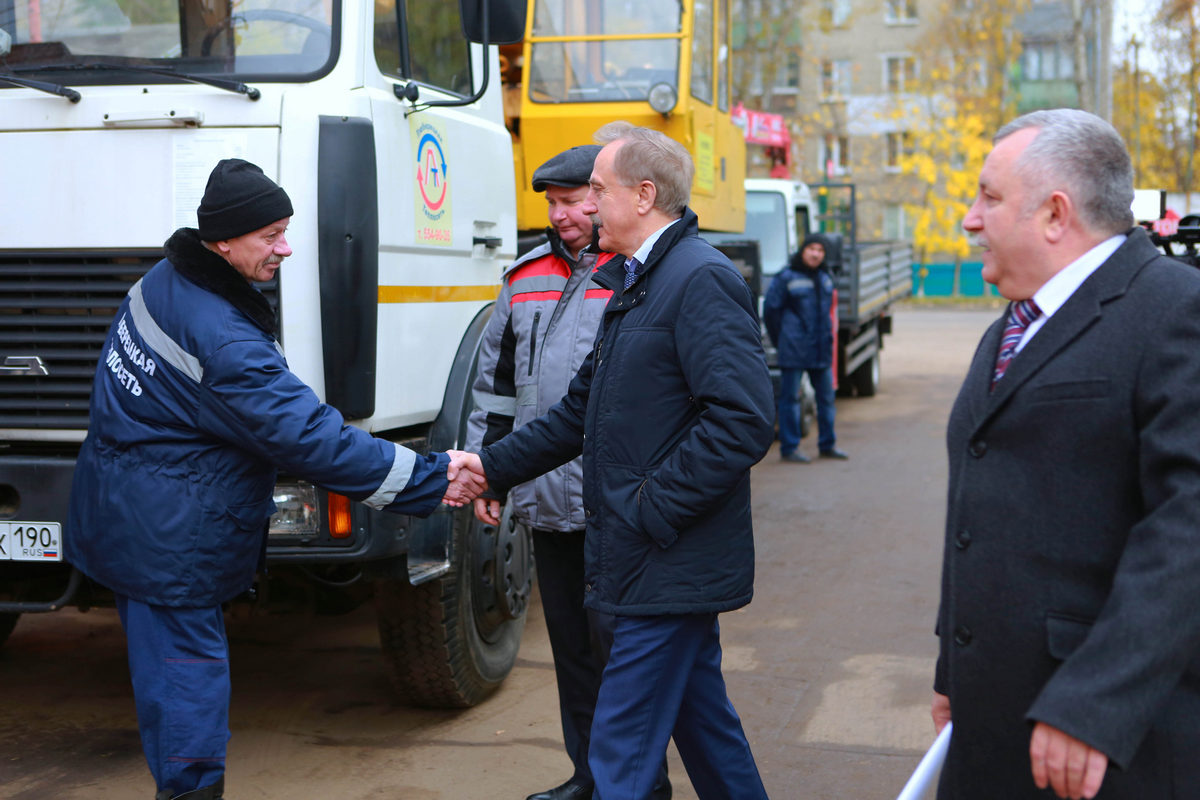 Владимир Ружицкий проверил готовность аварийных бригад Люберецкой теплосети  | Администрация городского округа Люберцы Московской области